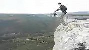 旅游-【藤缠楼】疯狂！如何在最低高度定点跳伞
