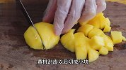 想吃透亮水果冰粉，不用手搓的简单版本，夏天来上一碗冰爽好喝！