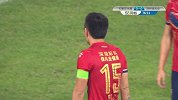 深圳队长禁区犯规送点 马修斯亲自主罚命中先拔头筹