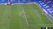 第54分钟切尔西球员哈弗茨射门 - 打偏