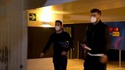 巴萨众将赛前抵达：梅西皮克同行 红蓝军主场亮相