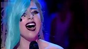 摩登时代-Lady Gaga-LadyGaga在法国演唱会中以惊艳长发造型献唱Hair