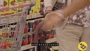 外国人去购物，听见哨子声就要互换购物车？这是什么道理