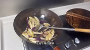 东北朋友教我的、吃第一口给我惊艳了！颠覆我一个南方人的认知