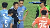 中国足协杯-17赛季-淘汰赛-第3轮-第59分钟犯规 苏宁又遇暴力球队 联盛球员故意踩踏谢鹏飞竟逃红牌-花絮