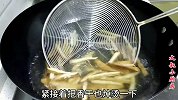 蒜苔怎么炒好吃，配几块香干试试，味道超级棒，就是太费米饭了