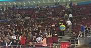 回去看国足咯？京沪大战加时球迷却离开
