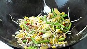 快要失传的农村特色炒面，生面条直接下锅炒，比饭店的还好吃