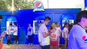 跑步-15年-炫彩夜跑北京站  百事蓝引爆夏日狂欢夜-新闻