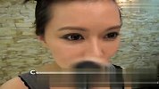 美妆-20130324-十分钟失恋妆容 边哭边画这女子美翻了