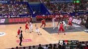 中国男篮-16年-中欧男篮锦标赛：周鹏高难度三分颜射对手-花絮