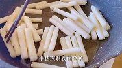 糯叽叽的年糕做成烧烤味，一大盘都不够吃