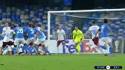 第39分钟那不勒斯球员巴卡约科射门 - 打偏