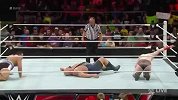 WWE-14年-RAW第1121期：大秀哥苦战西莫斯 鲁瑟夫亨利来砸场-花絮