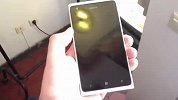 白色版Nokia Lumia 900上手试玩