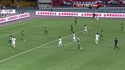 中超-13赛季-联赛-第16轮-上海上港右路传中麦克布林头球被杨智没收-花絮