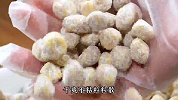 糖衣花生米家常做法，香甜酥脆，孩子们一口一个抢着吃