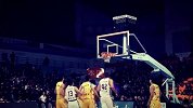 CBA-1617赛季-风骚过人演闪电一条龙 郭艾伦赛季无解进攻表演-专题