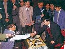 珍藏视频！1985年新闻联播报道：聂卫平获首届中日擂台赛胜利