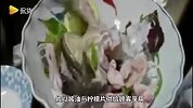 残忍！日本寿司店活吃青蛙