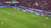 第59分钟科隆球员绍布进球 科隆2-0帕德博恩