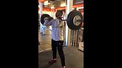 备战新赛季 戈登晒健身房训练视频