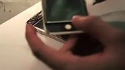 教你把苹果iPhone 4S的白壳换成黑壳
