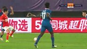 第75分钟上海绿地申花球员温家宝(U21)黄牌