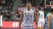 CBA-1415赛季-常规赛-第9轮-陈林坚外线三分命中 并造张庆鹏犯规（福建vs北京）-花絮