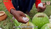 大叔发明神奇捕鱼大法，用四个葫芦制作，竟抓到上百条大泥鳅