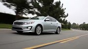 汽车日内瓦-2014款起亚Optima Hybrid Driving