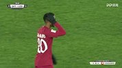 天外飞仙！卡塔尔上半场最佳射门 萨勒姆圆月弯刀击中横梁