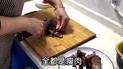 小时候最爱吃的腊肉炒大葱，做法简单，香辣脆嫩，至少多吃3碗饭