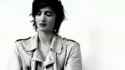 小艾玛演绎Burberry2010春夏广告片