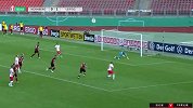 第63分钟RB莱比锡球员克洛斯特曼射门 - 打偏