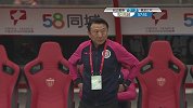 延边后卫禁区拉倒对手 维克托点球再推中路梅开二度