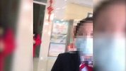 银行办业务领首号被插队 大娘当场急哭：法院的人就有特权