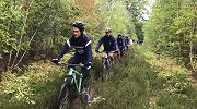 法国队集训VLOG：全队骑山地车越野 本泽马回更衣室感触良多