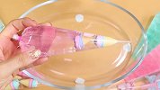 把裱花袋里的史莱姆、亮片混合，无硼砂，好好玩