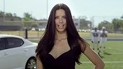 霸气球场女王 Adriana Lima 代言起亚汽车广告