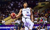 FIBA官方发布字母哥兄弟中国首秀：两个暴力扣将想摧毁篮筐
