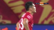 就差你了！ 保利尼奥头球攻门难有威胁