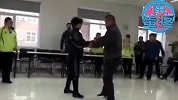 【表蛋疼】实拍气功大师李练气功，笑疯