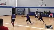 街球-14年-速度与灵敏的结合！5尺9控卫Darell Riley华丽过人秀-专题