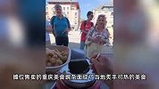 重庆女生在国外摆摊卖豌杂面，日入1000欧元