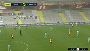 第81分钟昂热球员梅拉利射门 - 打偏