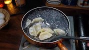 煮冷冻饺子的正确煮法，百吃不腻的煮饺子，清爽开胃