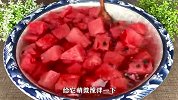 西瓜放锅里蒸一蒸，太厉害了，老妈保存西瓜拿手绝活，香甜又可口