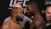 UFC-17年-UFC210主赛选手面对面赛前称重仪式现场-花絮