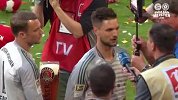 皮到变形！泼酒撒脱穆勒犯二 这才是拜仁的夺冠典礼